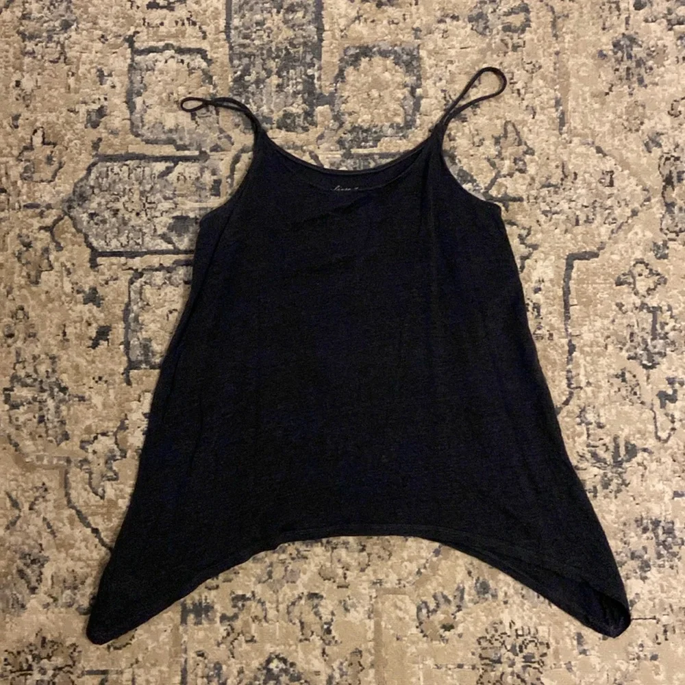 100% Linen flowy tank - Picture 1 of 7